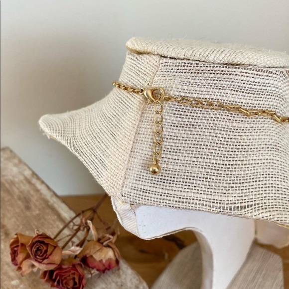 Pretty Vintage Gold Pearl Clustered Necklace - Picture 4 of 9